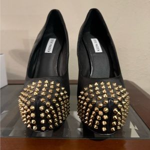 Steve Madden Platform Pump